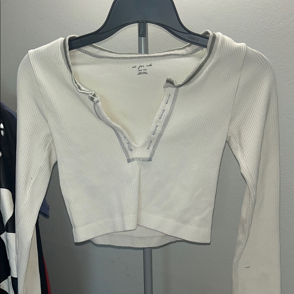 Urban Outfitters Women's Cream Long Sleeve Top